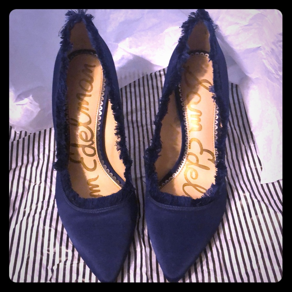 Sam Edelman navy blue fringe satin pumps